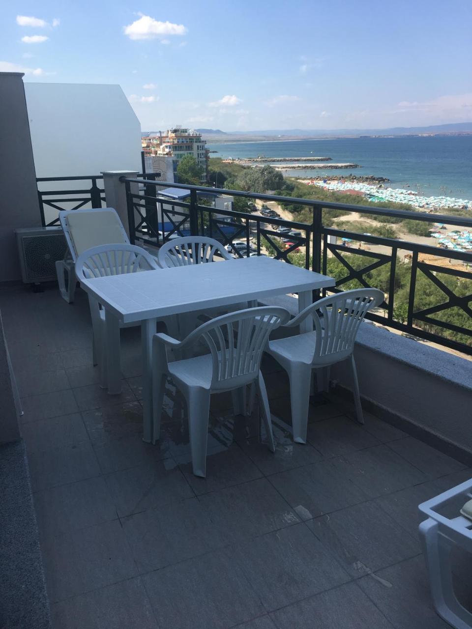 Ferienwohnung Golden Sea View Penthouse Pomorie Exterior foto